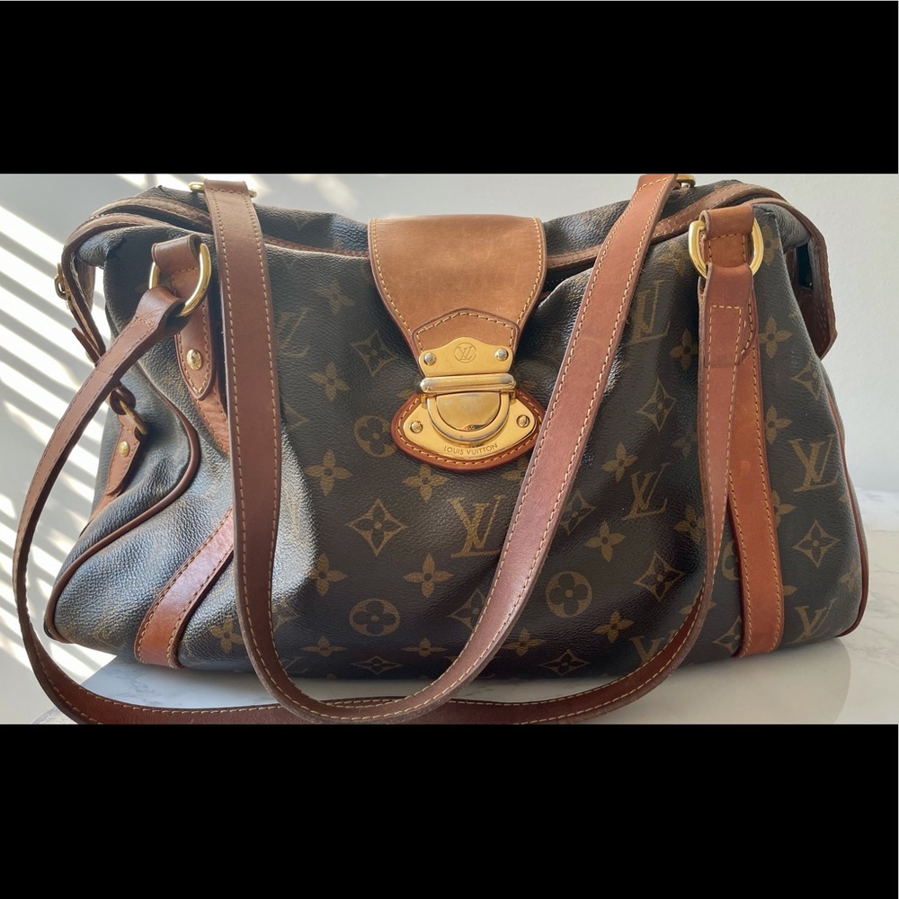 Louis Vuitton Authentic Purse USED